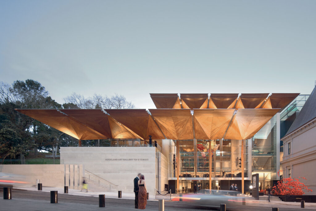 The Auckland Art Gallery Toi o Tāmaki is an extensive public project that includes the restoration and adaption of heritage buildings, a new building extension, and the redesign of adjacent areas of Albert Park.
